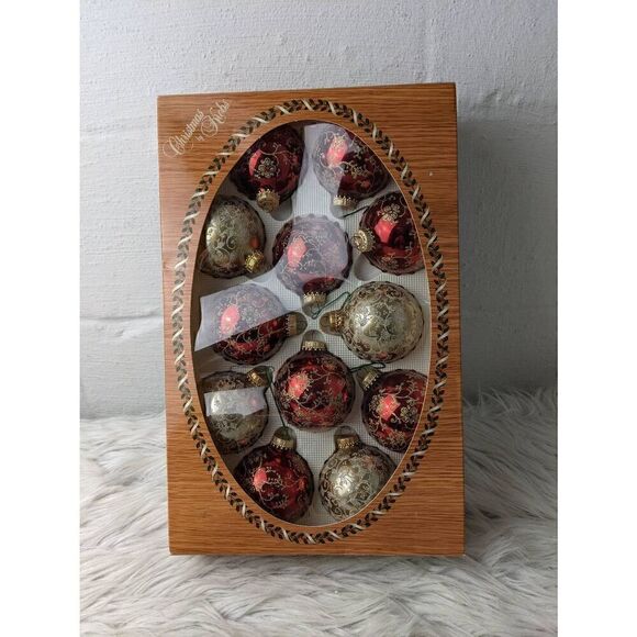 Christmas by Krebs Glass Ornaments Balls Red - Gold set of 12 Vintage Made in US - Picture 1 of 7